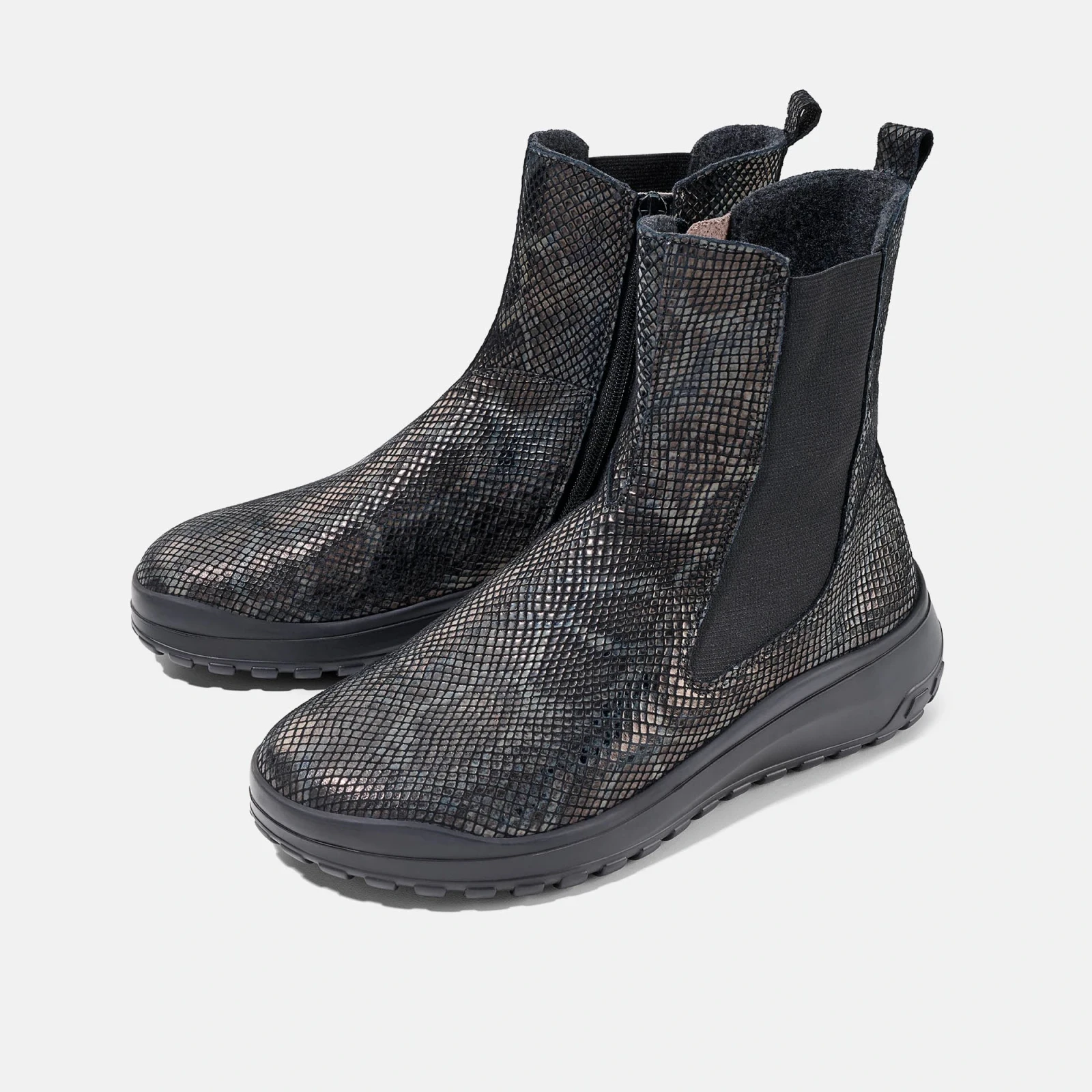 Ботинки BÄR Mabel — со змеиным принтом